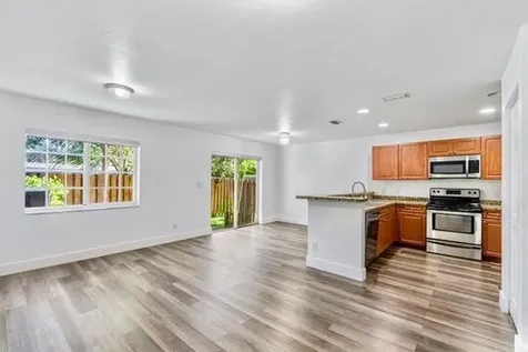330 SW 2nd Avenue Hallandale Beach FL 33009