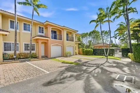 330 SW 2nd Avenue Hallandale Beach FL 33009