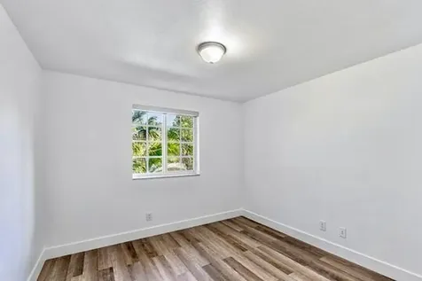 330 SW 2nd Avenue Hallandale Beach FL 33009