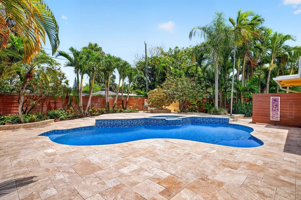 1426 NE 17th Avenue Fort Lauderdale FL 33304