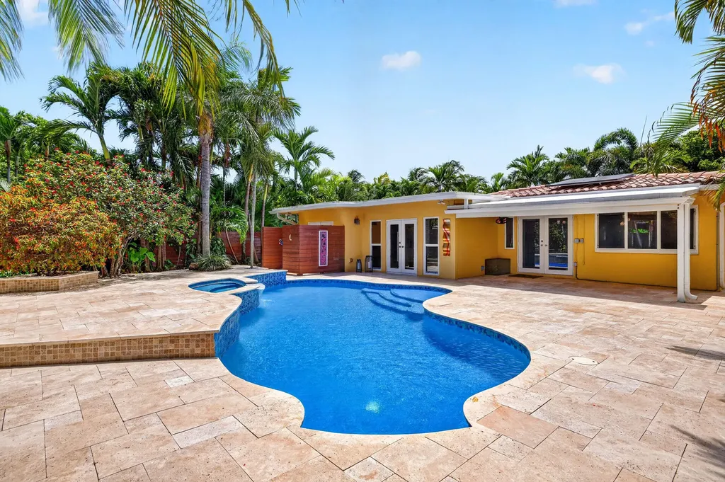 1426 NE 17th Avenue Fort Lauderdale FL 33304