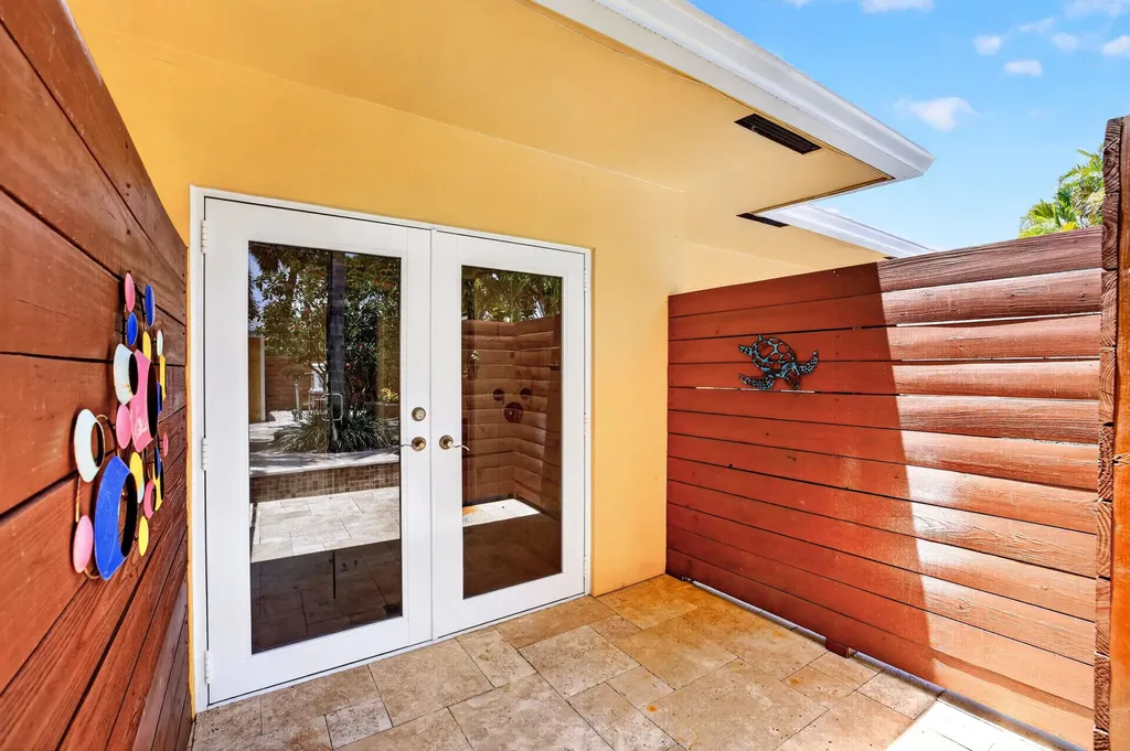 1426 NE 17th Avenue Fort Lauderdale FL 33304