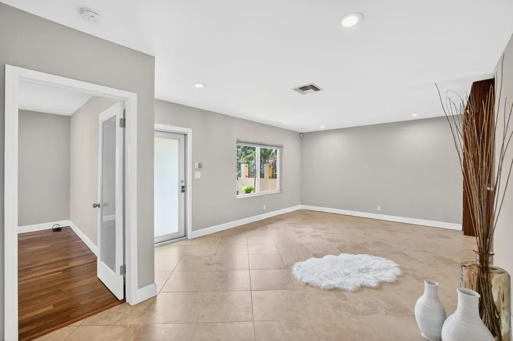 1426 NE 17th Avenue Fort Lauderdale FL 33304