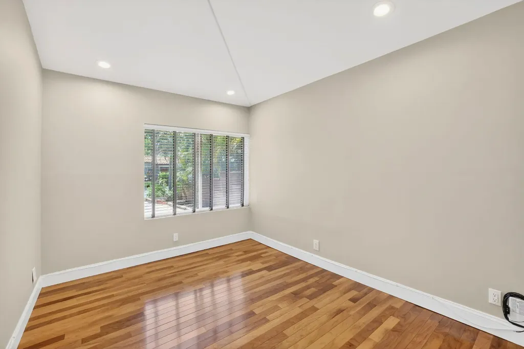 1426 NE 17th Avenue Fort Lauderdale FL 33304