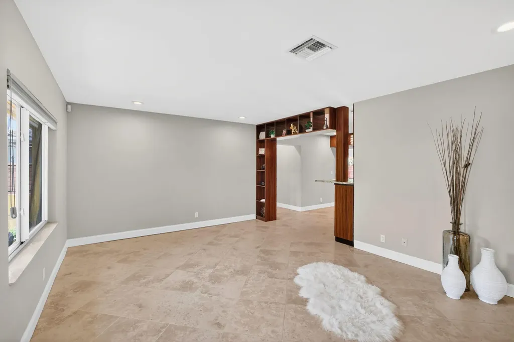1426 NE 17th Avenue Fort Lauderdale FL 33304