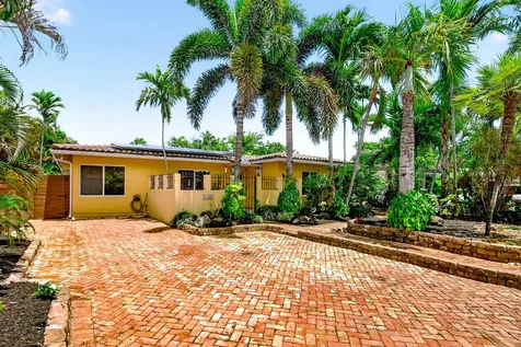 1426 NE 17th Avenue Fort Lauderdale FL 33304