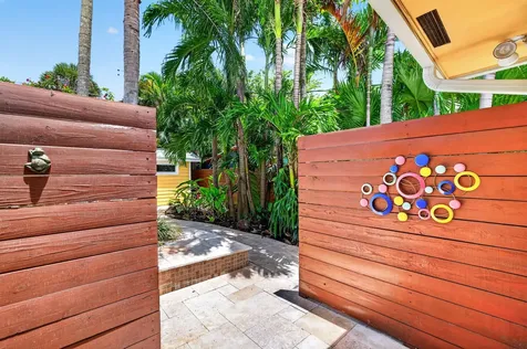 1426 NE 17th Avenue Fort Lauderdale FL 33304