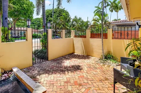 1426 NE 17th Avenue Fort Lauderdale FL 33304