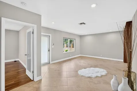 1426 NE 17th Avenue Fort Lauderdale FL 33304