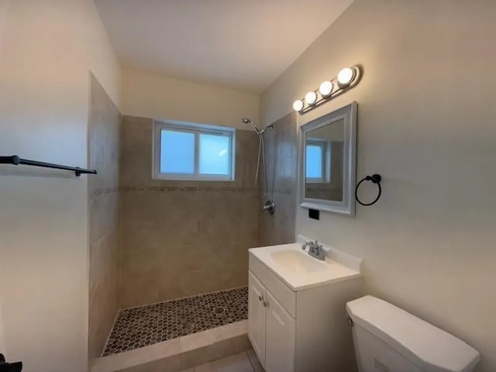 1621-1623 NE 16th Terrace NE Fort Lauderdale FL 33305