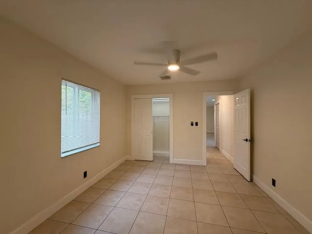 1621-1623 NE 16th Terrace NE Fort Lauderdale FL 33305