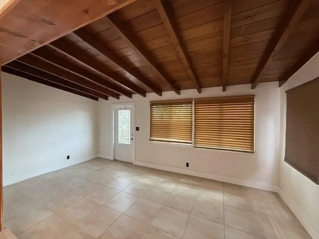 1621-1623 NE 16th Terrace NE Fort Lauderdale FL 33305