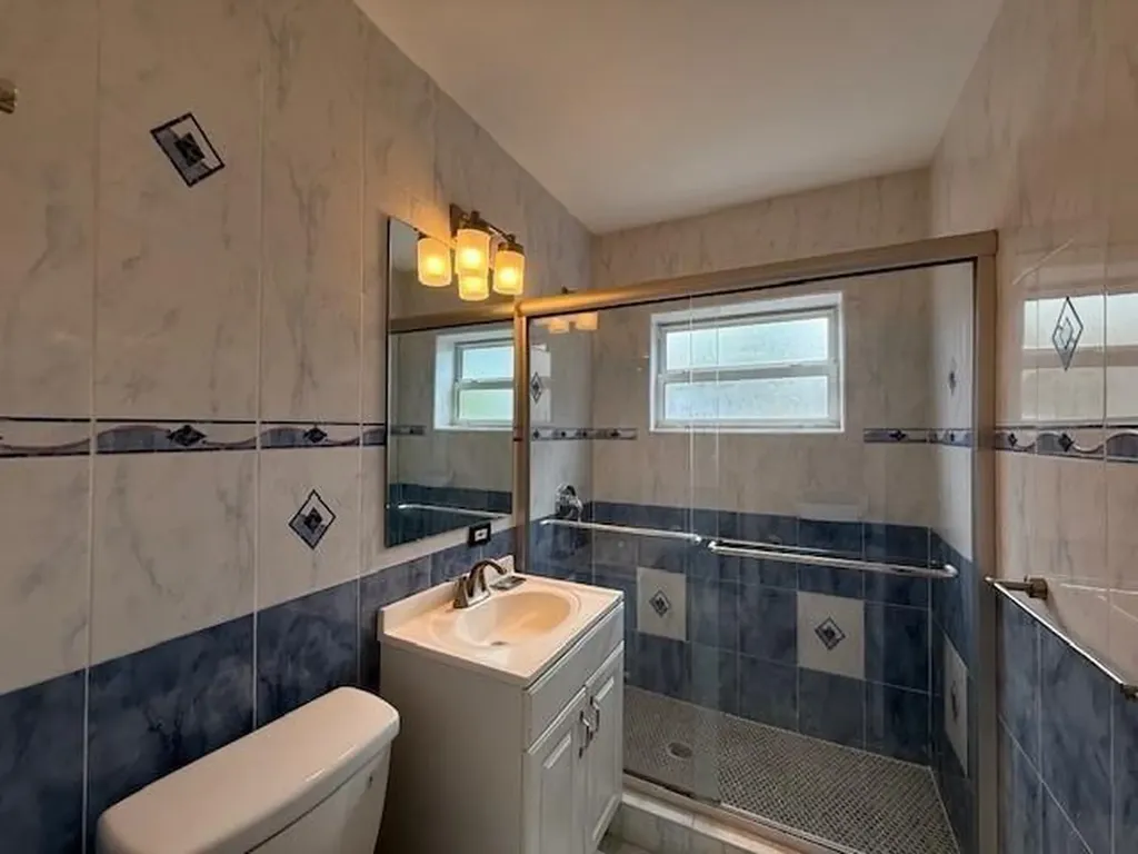 1621-1623 NE 16th Terrace NE Fort Lauderdale FL 33305