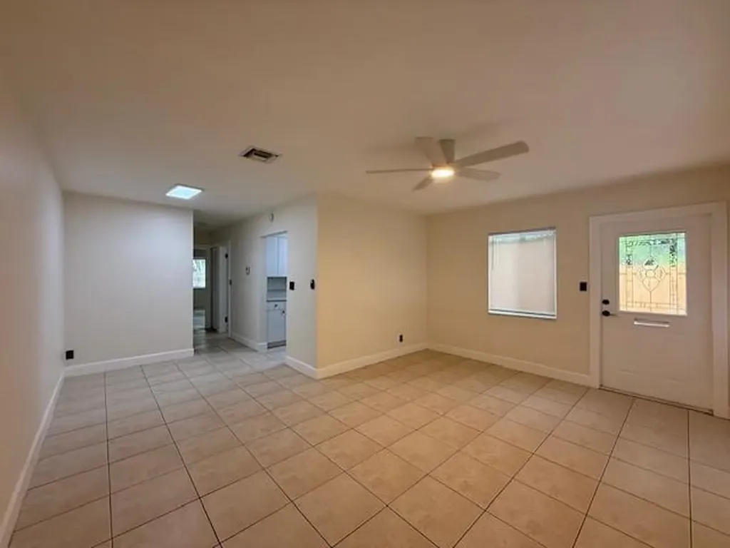 1621-1623 NE 16th Terrace NE Fort Lauderdale FL 33305