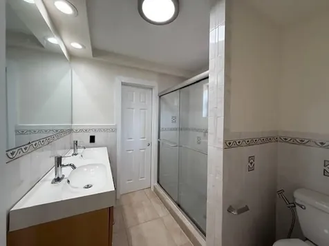 1621-1623 NE 16th Terrace NE Fort Lauderdale FL 33305