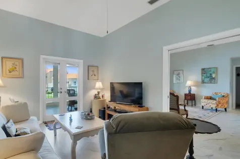 5045 Harmony Circle Vero Beach FL 32967