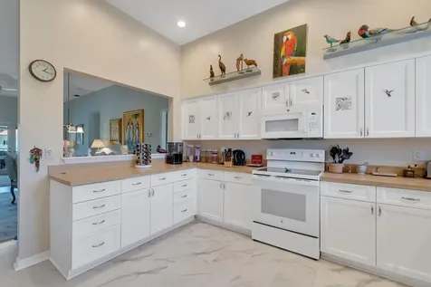 5045 Harmony Circle Vero Beach FL 32967