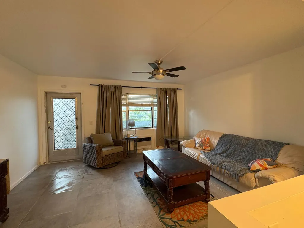 2 Kent A West Palm Beach FL 33417