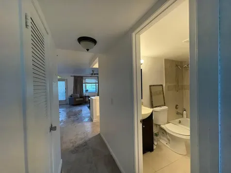 2 Kent A West Palm Beach FL 33417