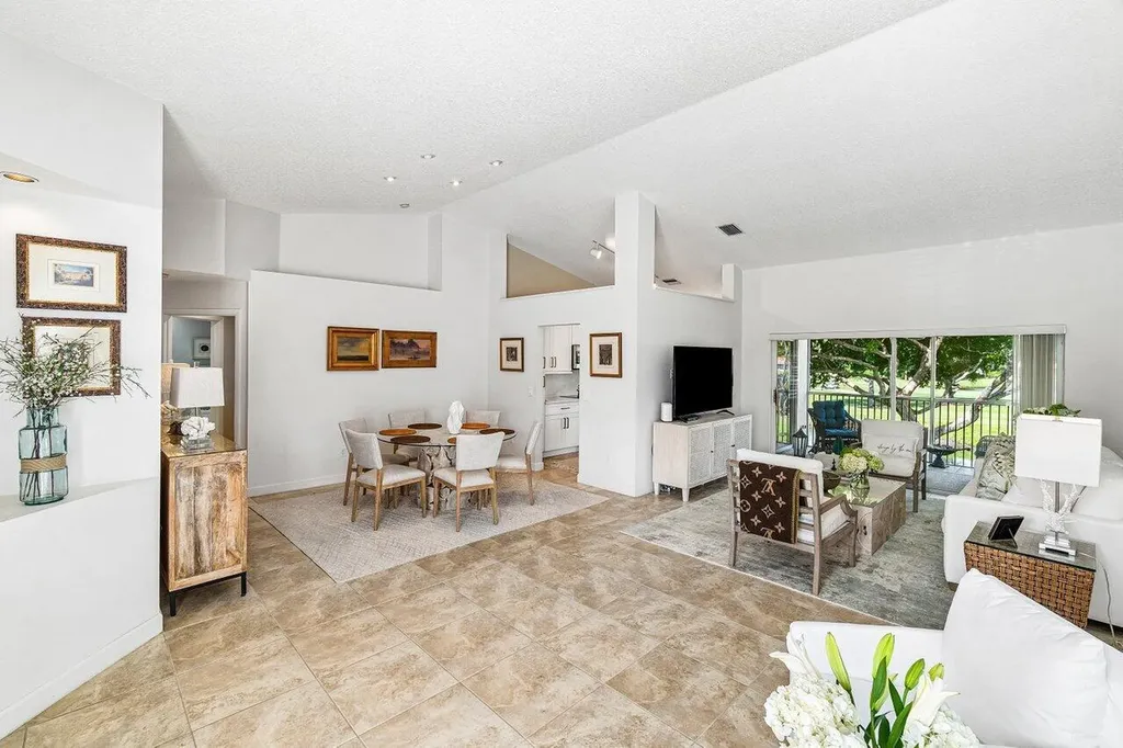 17061 Emile Street Boca Raton FL 33487