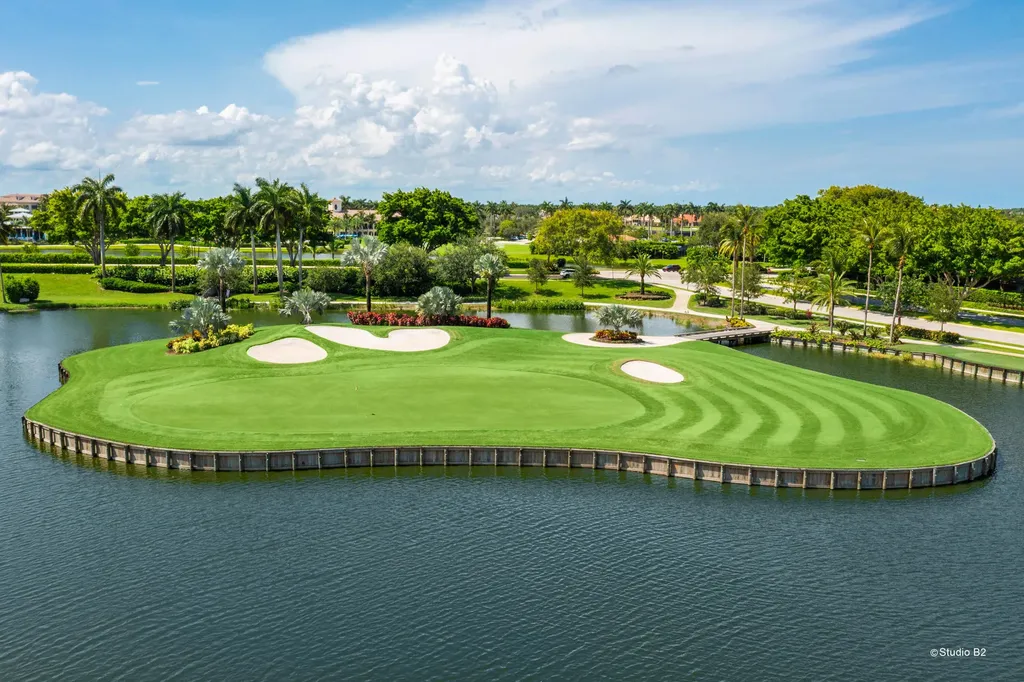 6581 Somerset Circle Boca Raton FL 33496