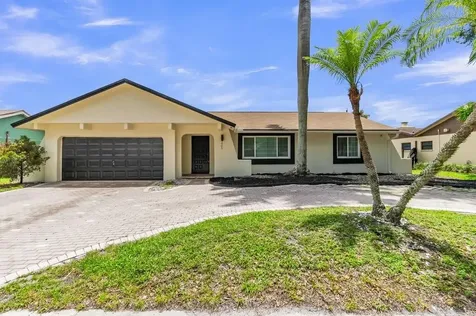 3905 E Woodscape Drive Miramar FL 33023