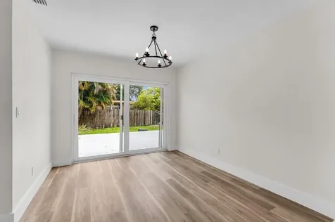 3905 E Woodscape Drive Miramar FL 33023