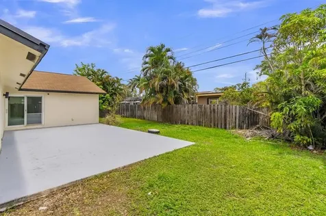 3905 E Woodscape Drive Miramar FL 33023