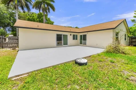 3905 E Woodscape Drive Miramar FL 33023