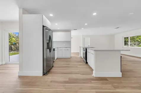 3905 E Woodscape Drive Miramar FL 33023