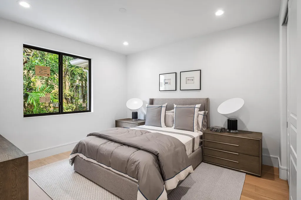 7028 Mandarin Drive Boca Raton FL 33433