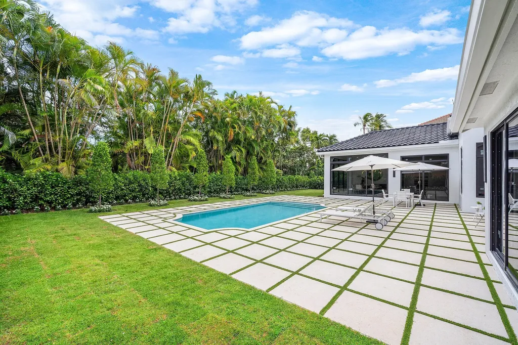 7028 Mandarin Drive Boca Raton FL 33433