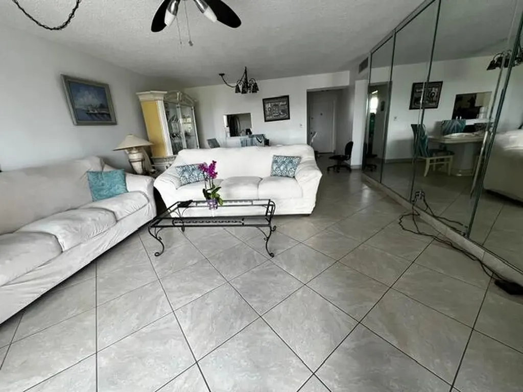 1001 NE 14th Avenue Hallandale Beach FL 33009