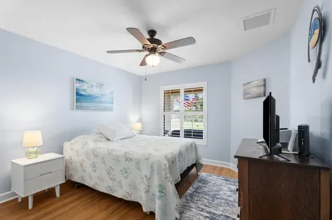 24 Alta Loma Port St Lucie FL 34952