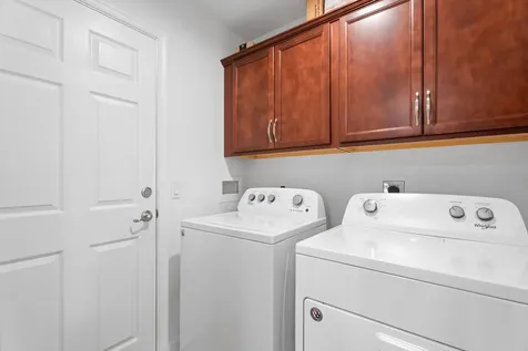 24 Alta Loma Port St Lucie FL 34952