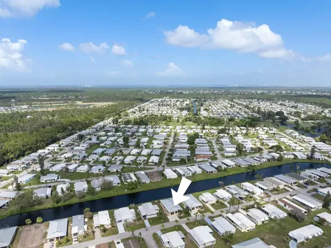 24 Alta Loma Port St Lucie FL 34952