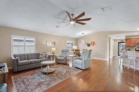 24 Alta Loma Port St Lucie FL 34952