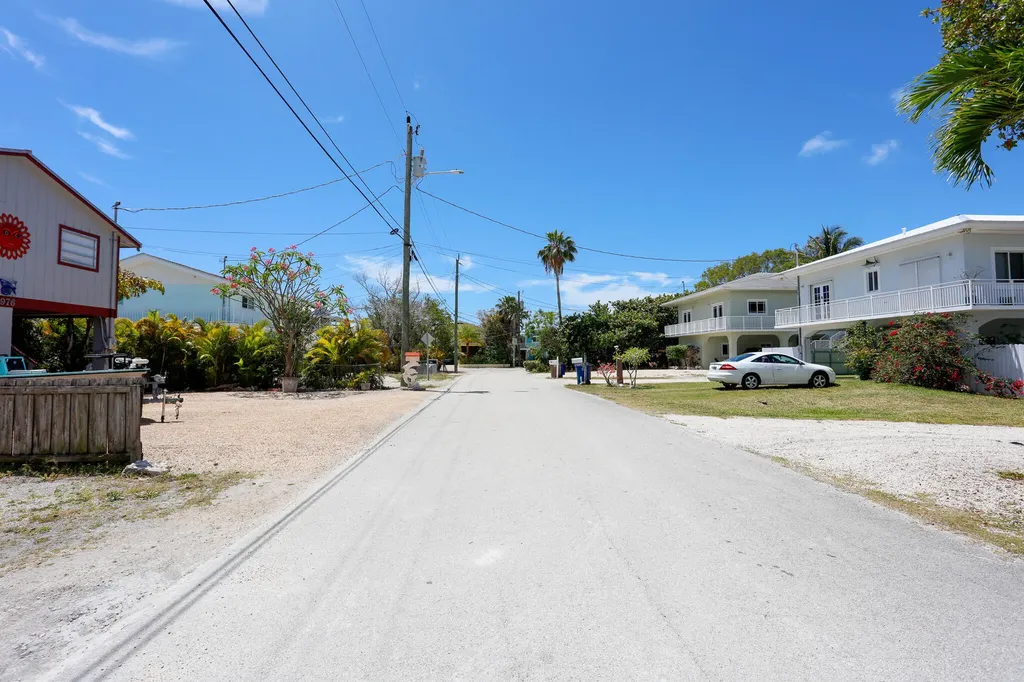 978 Gibraltar Road Key Largo FL 33037