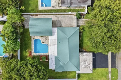 660 Azalea Court Plantation FL 33317