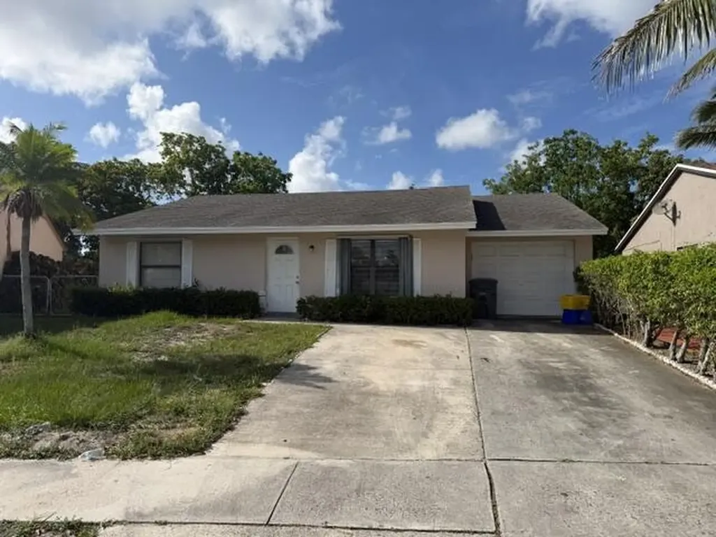7355 Pinedale Drive Boynton Beach FL 33436