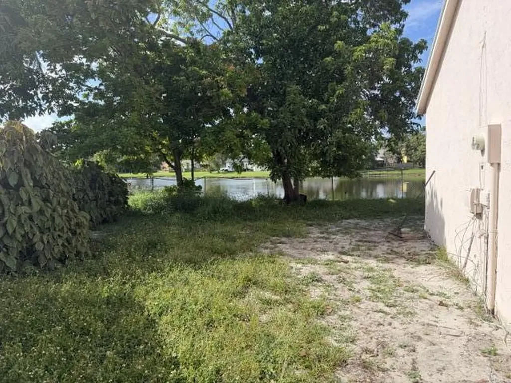 7355 Pinedale Drive Boynton Beach FL 33436