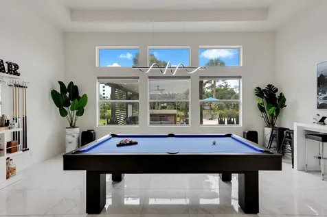 142 Brynhurst Court West Palm Beach FL 33413