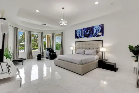 142 Brynhurst Court West Palm Beach FL 33413