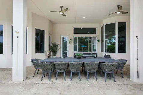 142 Brynhurst Court West Palm Beach FL 33413