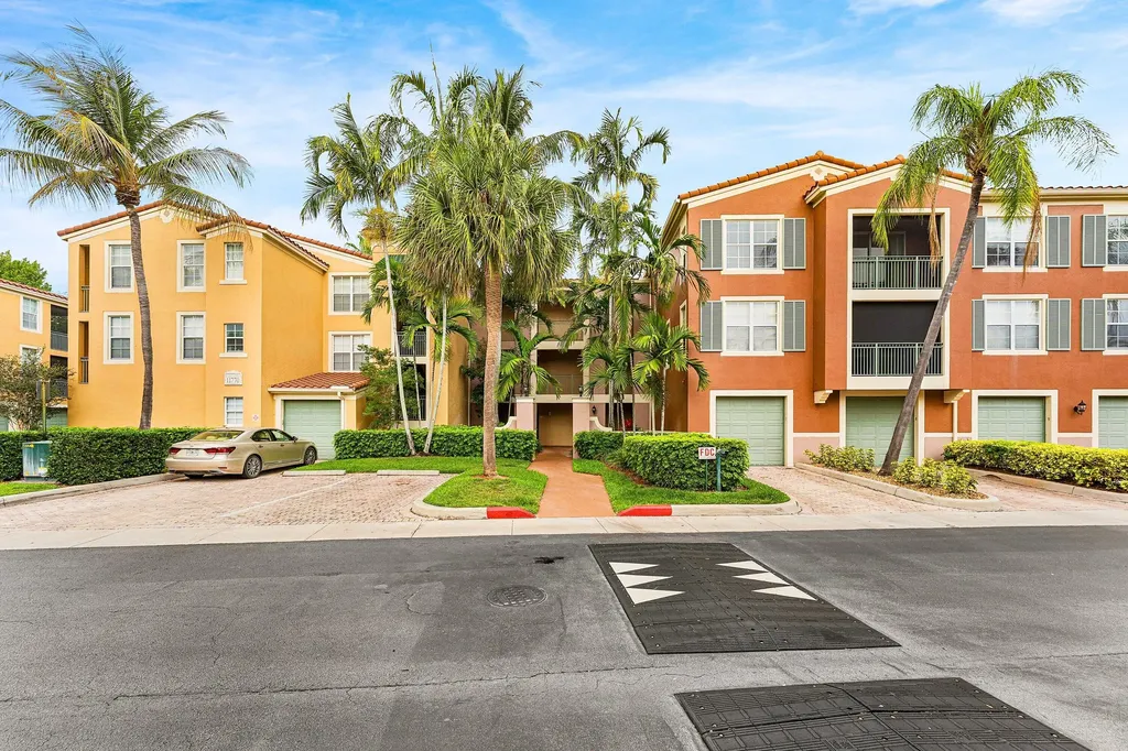 11770 St Andrews Place Wellington FL 33414