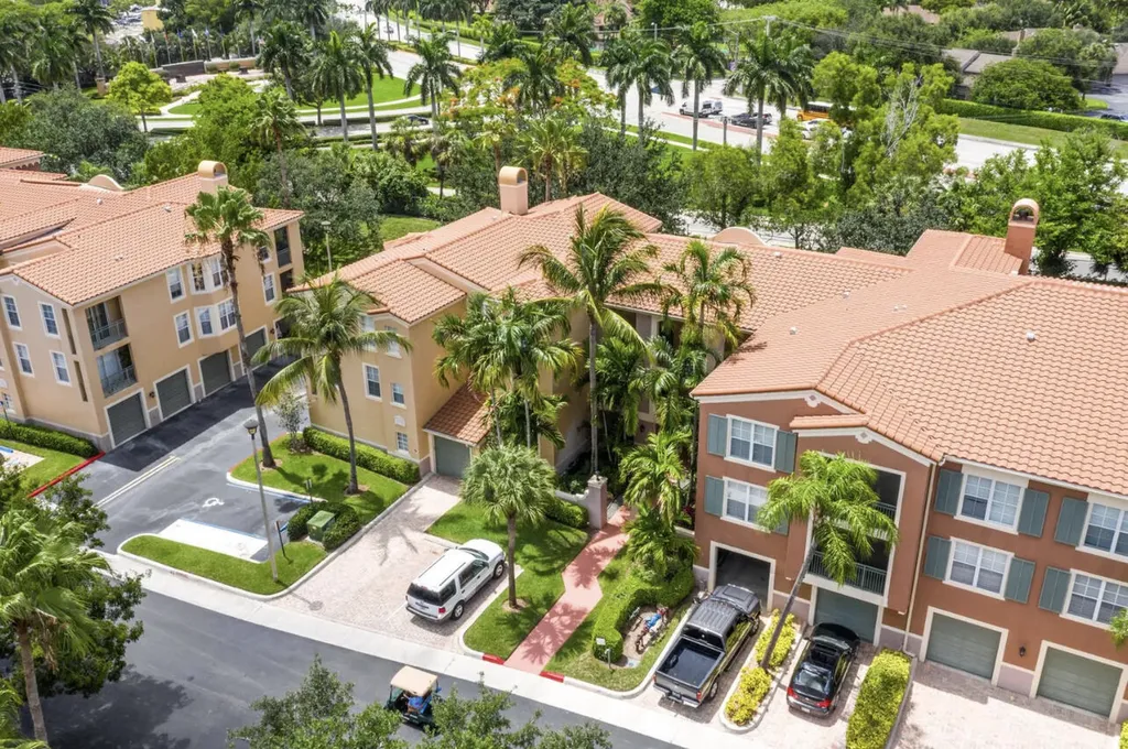 11770 St Andrews Place Wellington FL 33414