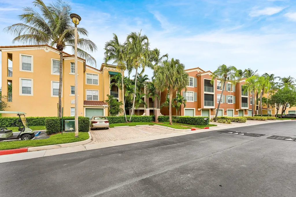 11770 St Andrews Place Wellington FL 33414