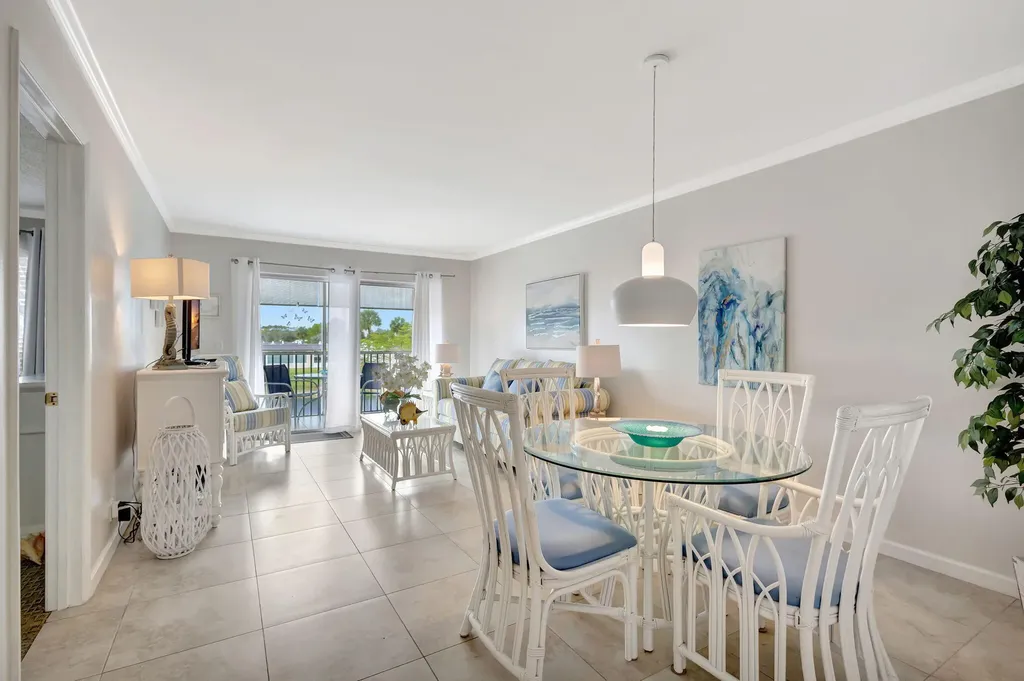 154 Lake Meryl Drive West Palm Beach FL 33411