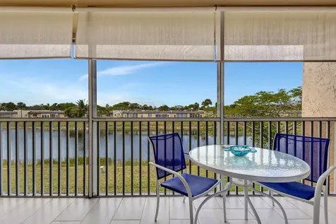 154 Lake Meryl Drive West Palm Beach FL 33411