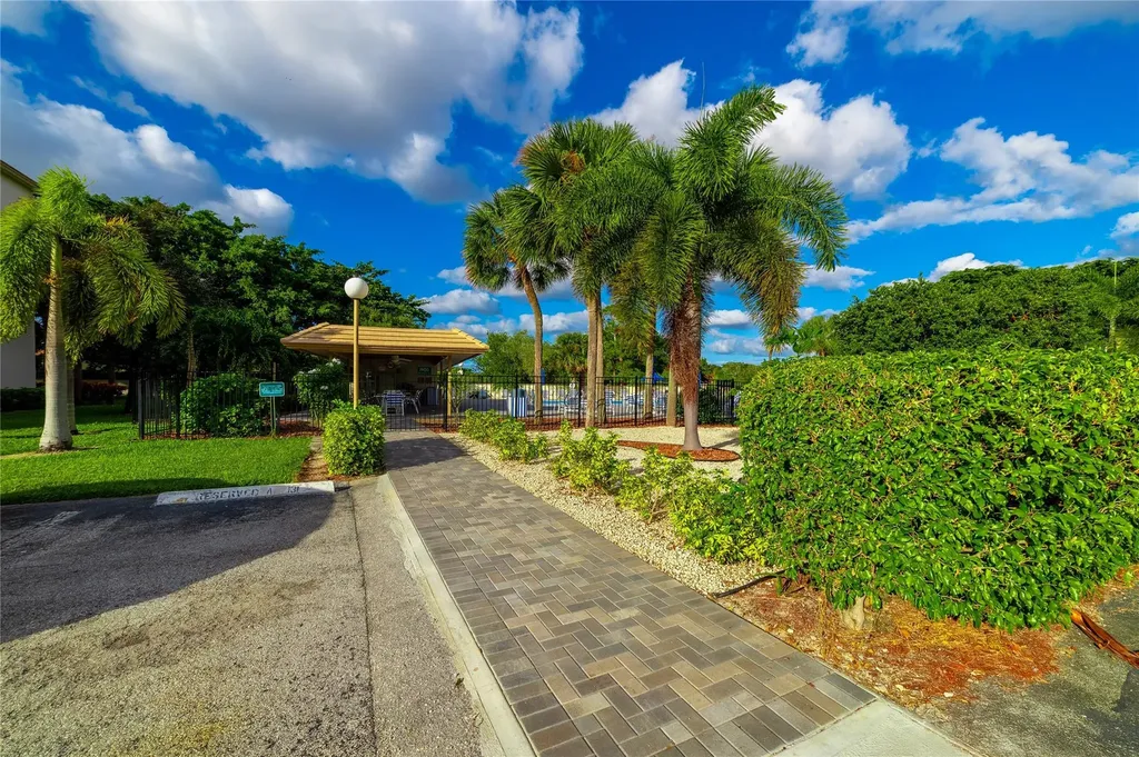1902 Bermuda Circle Coconut Creek FL 33066